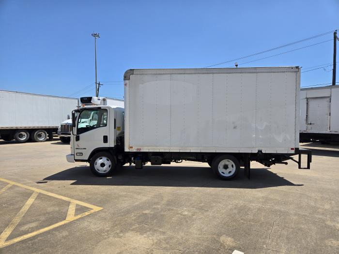 2022 Isuzu NPR-XD-2