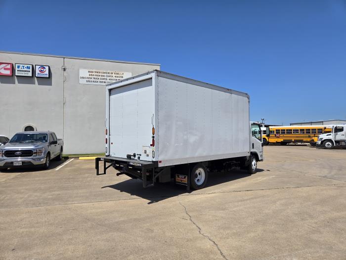2022 Isuzu NPR-XD-5