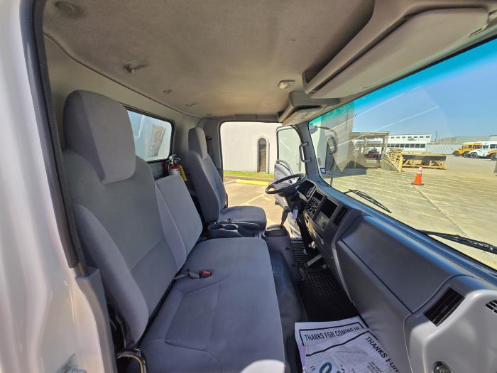 2022 Isuzu NPR-XD-21