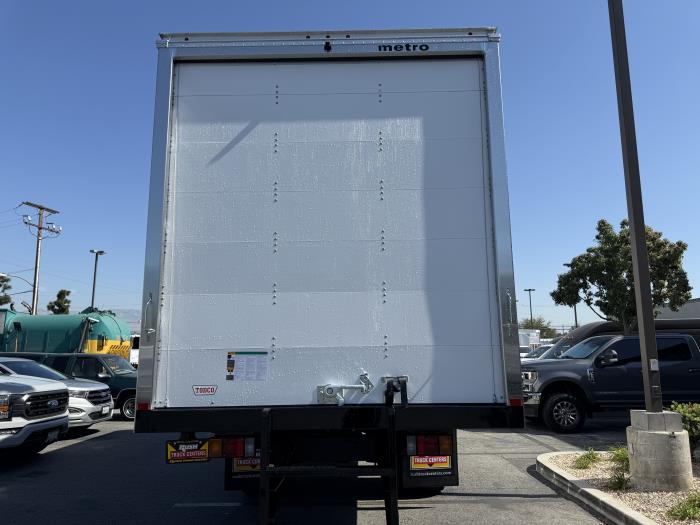 2025 Isuzu FTR-3