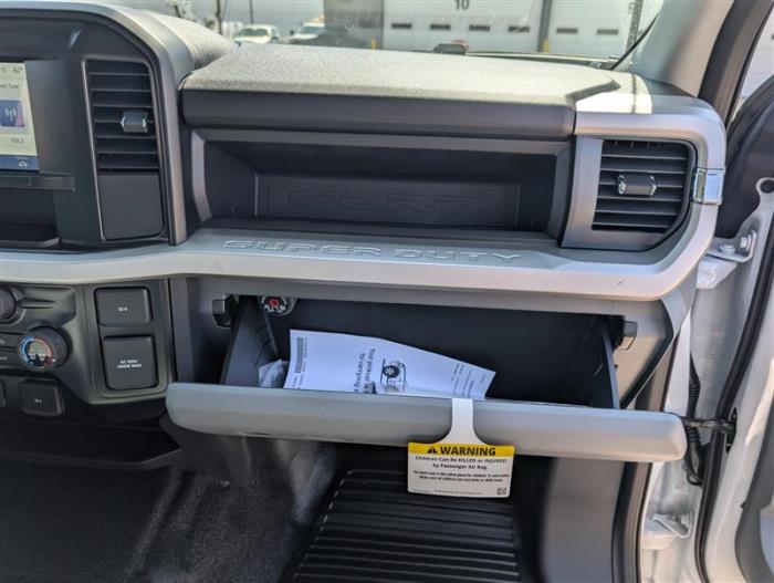 2025 Ford F-250-14