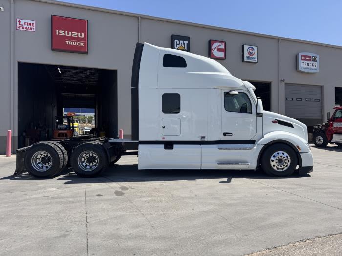 2024 Peterbilt 579-4
