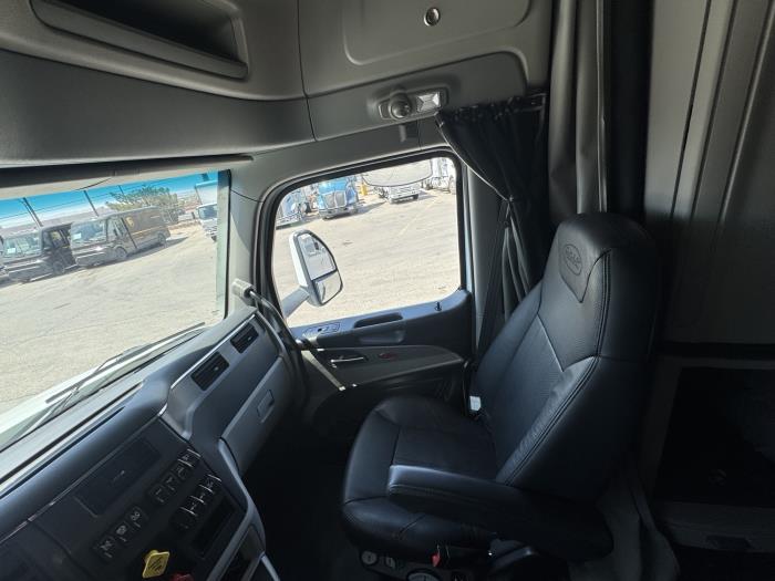 2024 Peterbilt 579-22