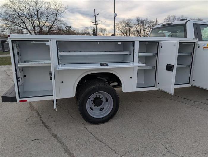 2025 Ford F-450-8
