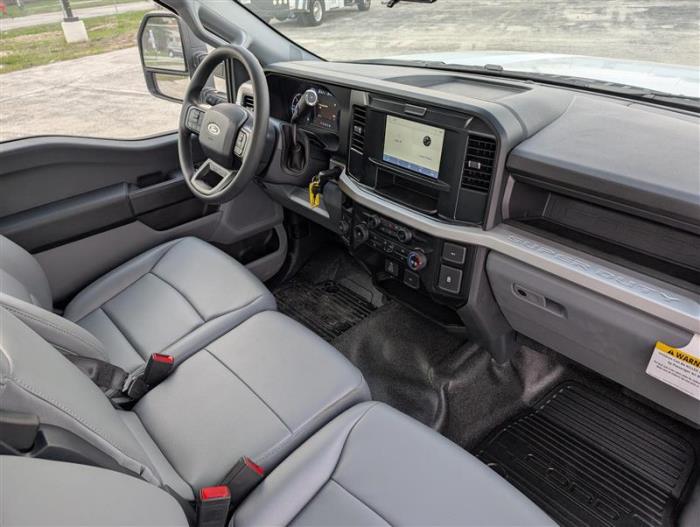 2025 Ford F-450-13