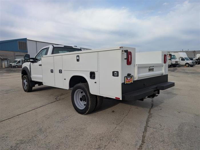 2025 Ford F-450-4