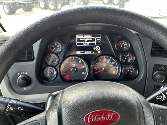 2020 Peterbilt 567-32