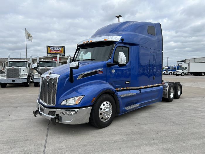 2023 Peterbilt 579-1