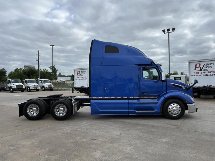 2023 Peterbilt 579-6