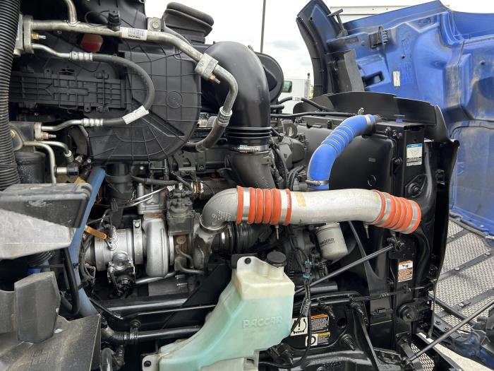 2023 Peterbilt 579-20