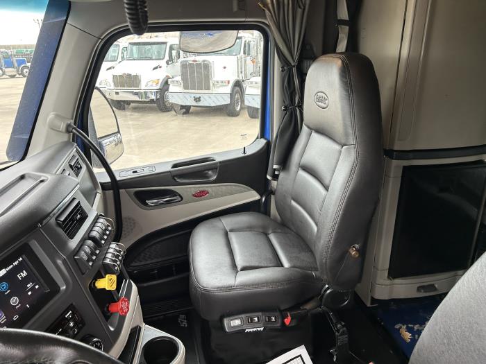 2023 Peterbilt 579-25