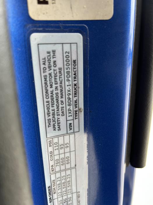 2023 Peterbilt 579-27