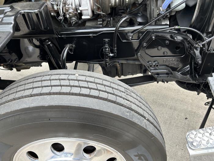 2020 Peterbilt 567-21