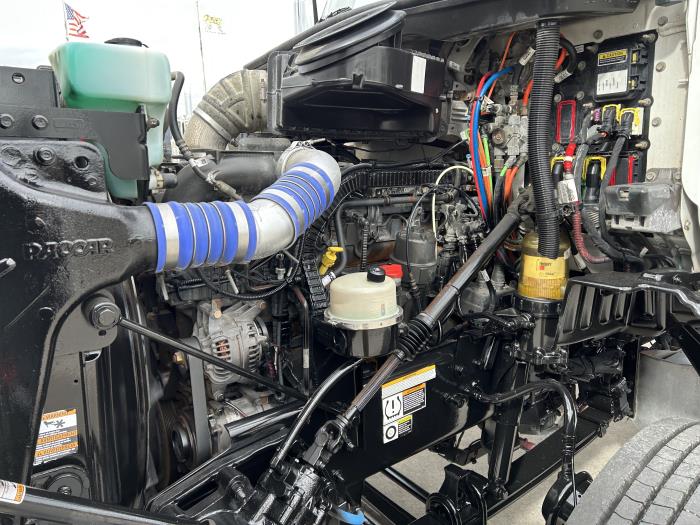 2020 Peterbilt 567-16