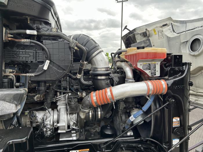 2020 Peterbilt 567-20
