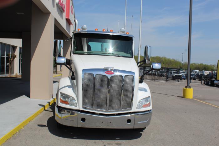 2020 Peterbilt 579-2