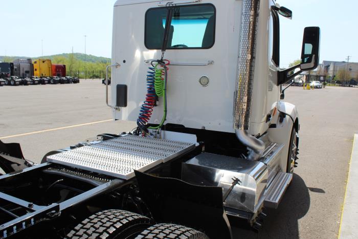 2020 Peterbilt 579-7