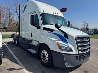 2021 Freightliner Cascadia-3