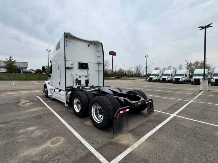 2022 Peterbilt 579-3