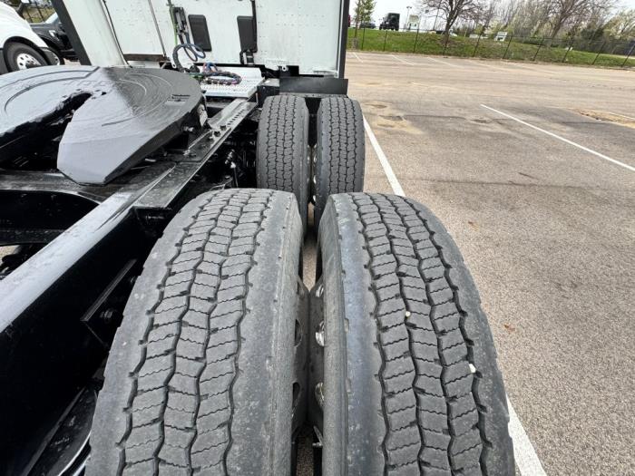 2022 Peterbilt 579-7