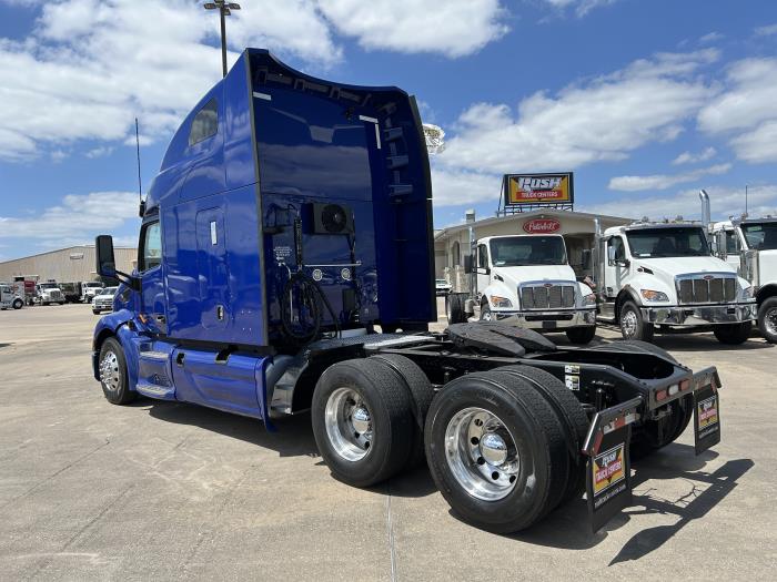 2022 Peterbilt 579-3