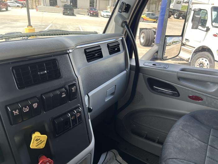 2022 Peterbilt 579-34