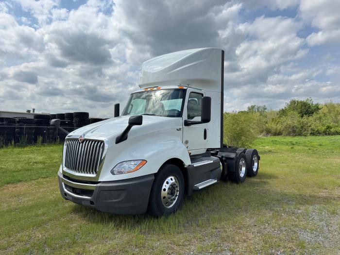 2020 International LT625-1