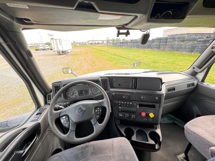 2020 International LT625-16