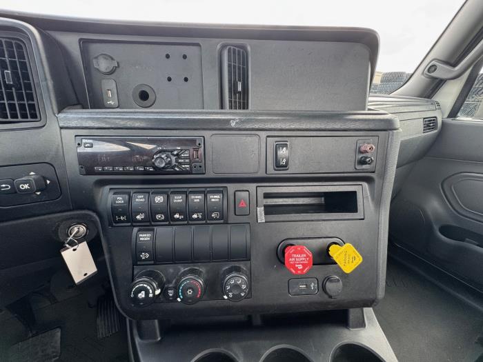 2020 International LT625-18