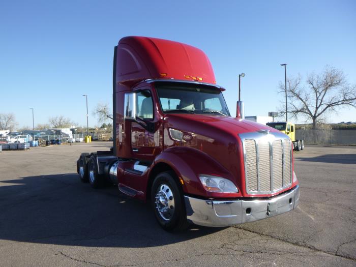 2022 Peterbilt 579-2