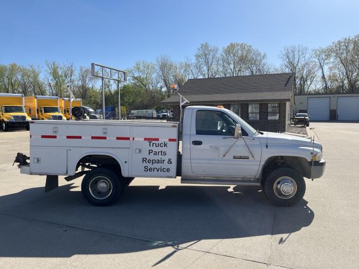 1999 Dodge 3500-4