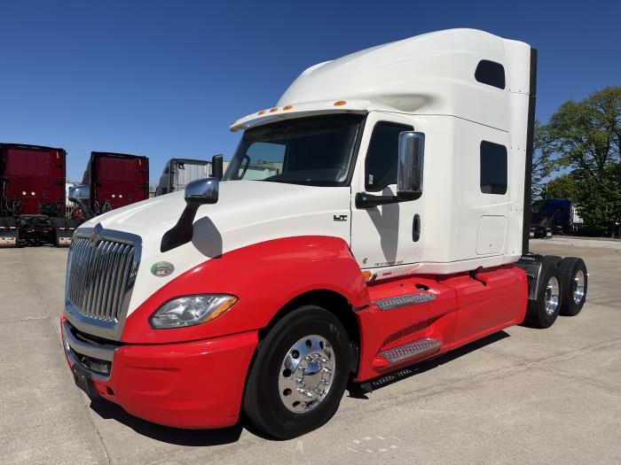 2021 International LT625-1