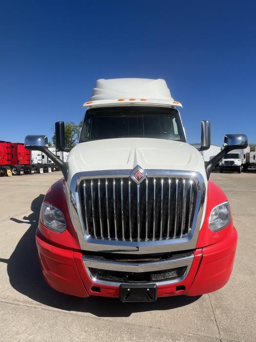 2021 International LT625-6