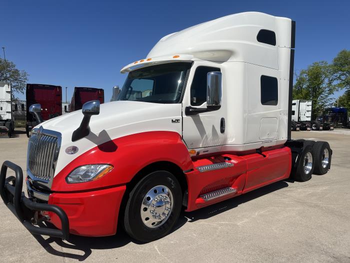 2021 International LT625-1