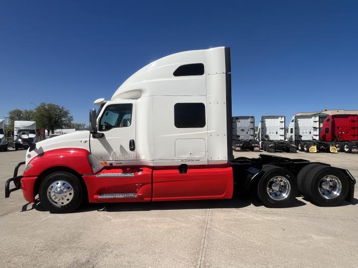 2021 International LT625-2