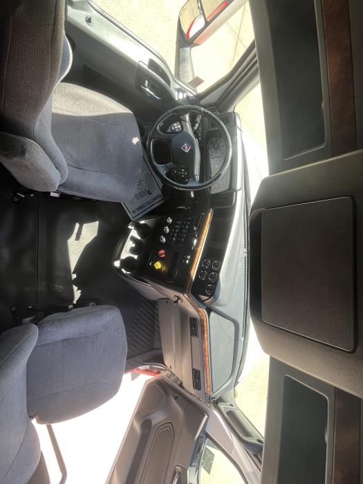 2021 International LT625-15