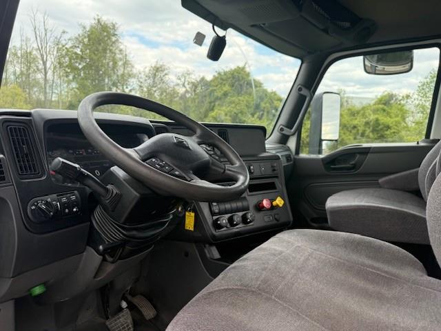 2020 International LT625-10