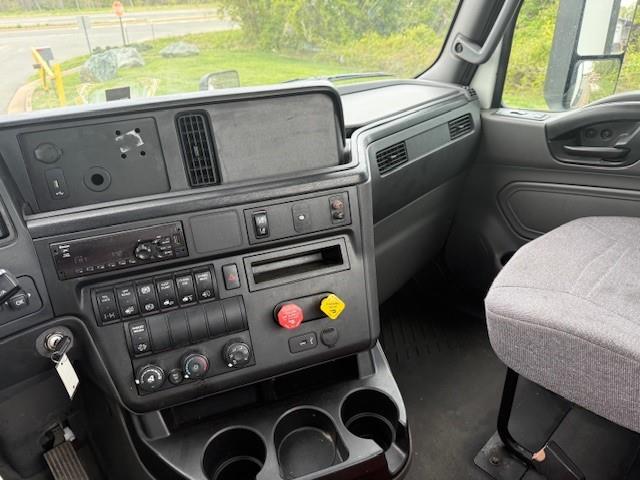 2020 International LT625-11