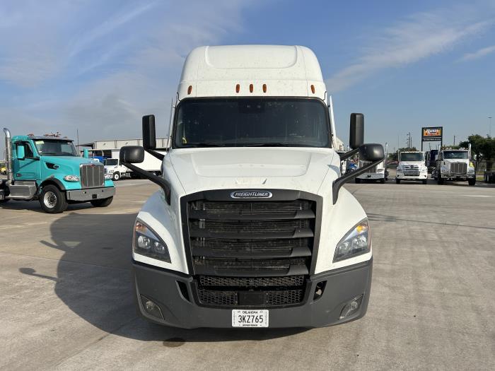 2021 Freightliner Cascadia-7