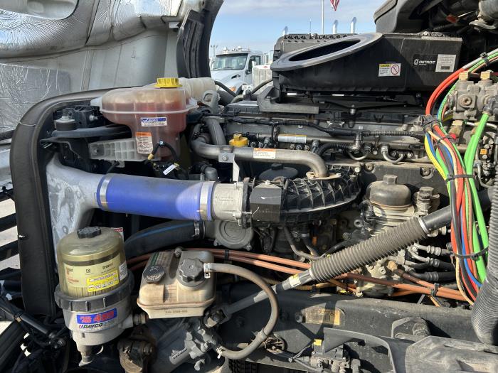 2021 Freightliner Cascadia-17