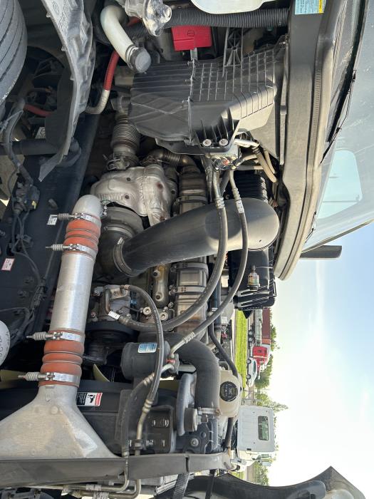 2021 Freightliner Cascadia-19