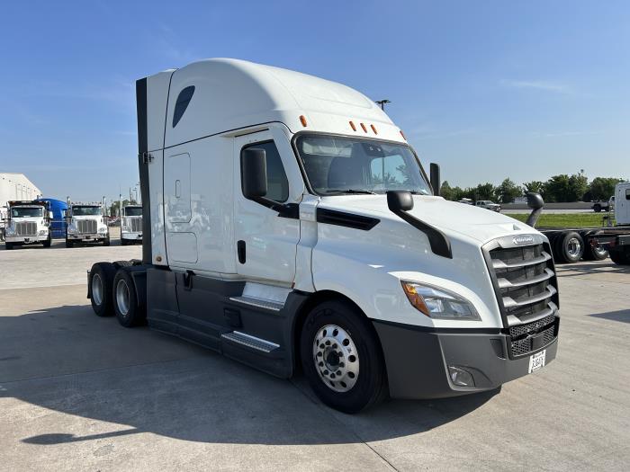 2021 Freightliner Cascadia-7