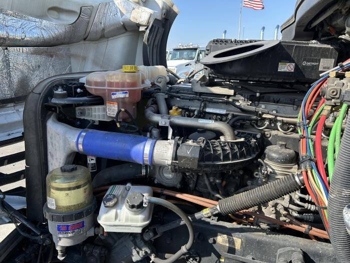2021 Freightliner Cascadia-18