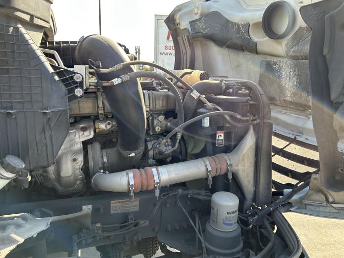 2021 Freightliner Cascadia-20