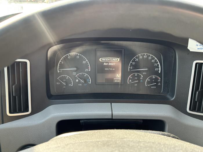 2021 Freightliner Cascadia-39