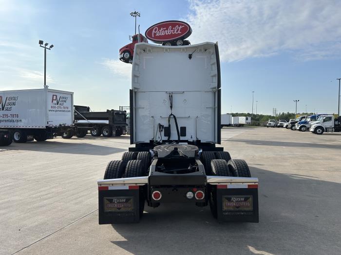 2023 Peterbilt 579-3