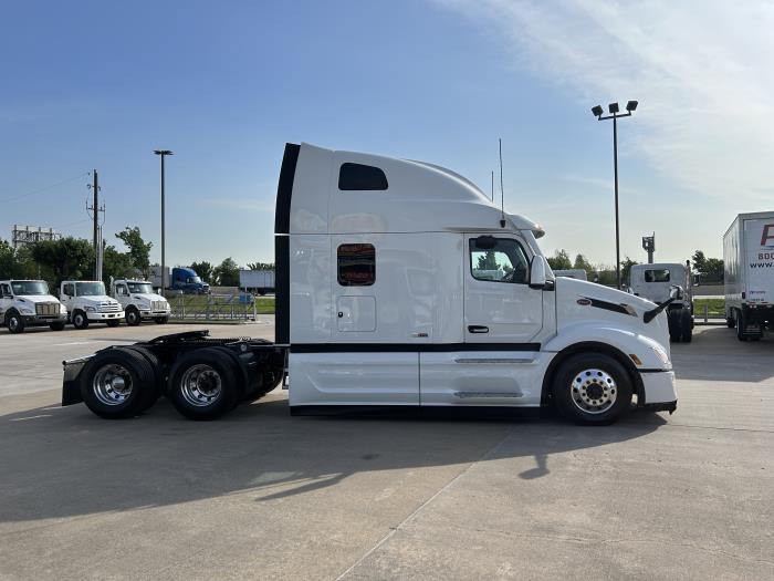 2023 Peterbilt 579-5