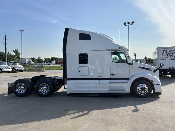 2023 Peterbilt 579-6