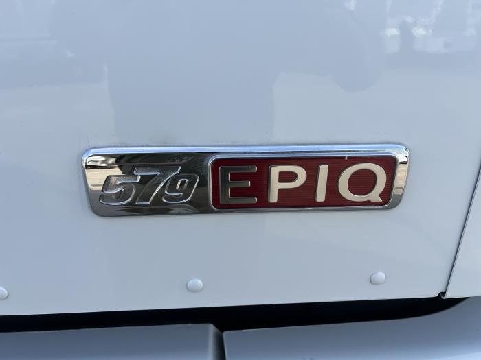 2023 Peterbilt 579-8