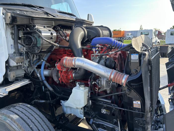 2023 Peterbilt 579-20